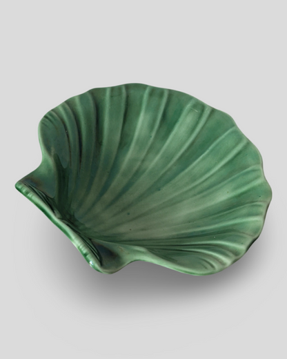 WEDGEWOOD CERAMIC SHELL DISH